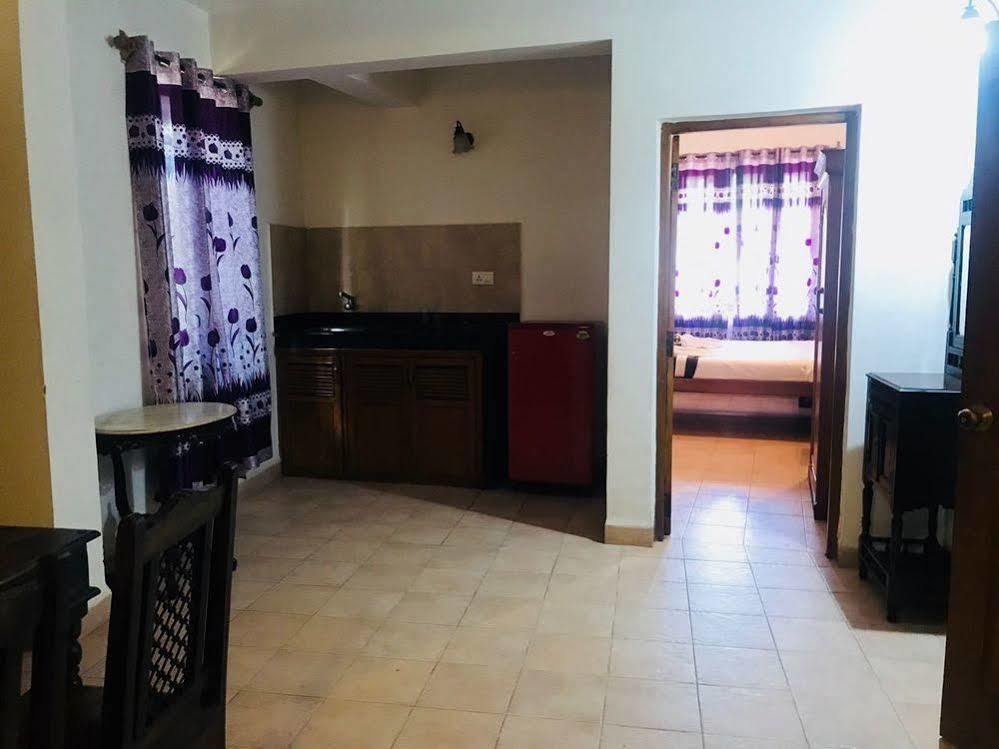 Fabexpress Barday'S Inn Calangute Esterno foto